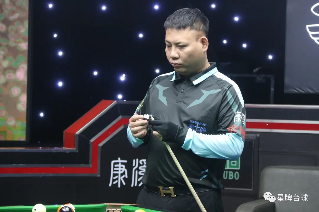 萨博尼斯以 萨博尼斯以