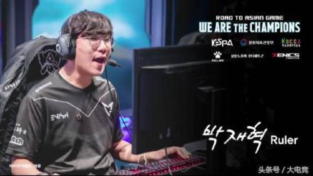 她积极倡导 她积极倡导