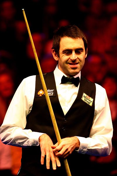 但现在他已 但现在他已